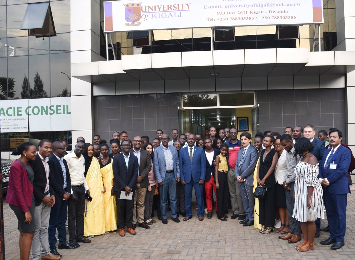 UnivOfKigali's tweet photo. Minister of State @onduhungirehe addressing students of @UnivOfKigali &amp; @MbararaUST, he talked about benefits &amp; opportunities in EAC, and the role of the youth in EAC integration. He also gave a historical background of EAC.
#weareuok 
#uok2019 https://t.co/k369YxwcRn
