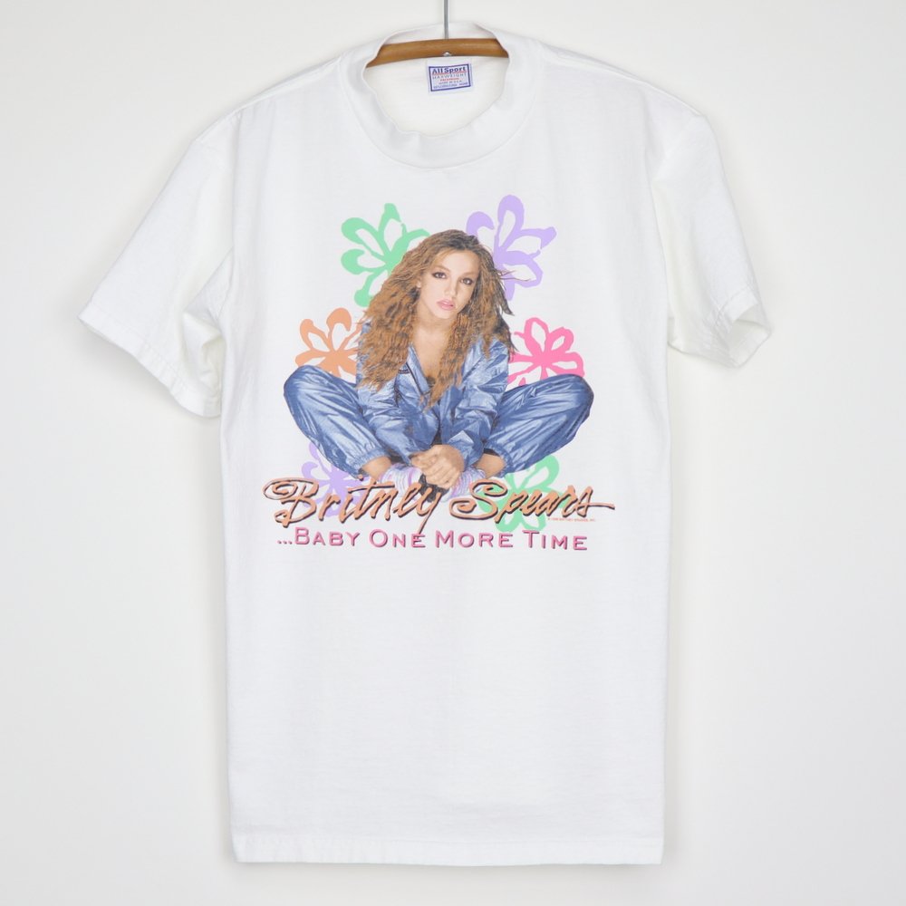 Wyco Vintage On Twitter Hit Me 1999 Britneyspears Baby One More Time Shirt Https T Co Dzlmaduazh Britneyspears Britney Vintage 90s Streetwear Fashion Musichistory Https T Co O2nfegyyih