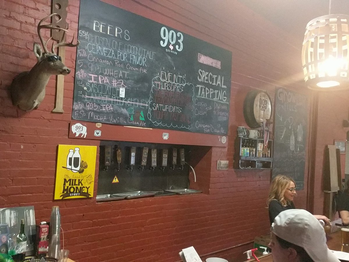 rawcraftbeer's tweet photo. Sliding over to Sherman for @903Brewers @JeremyRoberts16. Come check out some great brews crafted by one of the industry's finest brewmasters. #GreatNTxBreweryTour #drinkcraft #drinklocal #drinktejas #drinkgraysoncounty #drinkdfw? https://t.co/oeRln3k1Im
