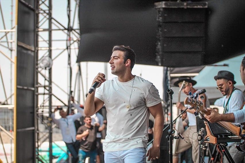 Moumoune_28's tweet photo. Reposted from @seventeampro - #SevenTeam también hizo parte de la historia en #AidVenezuela 🇻🇪 fotografía para: @jencarlosmusic #JencarlosCanela @VenezuelaAid https://t.co/SsxwMeLujS