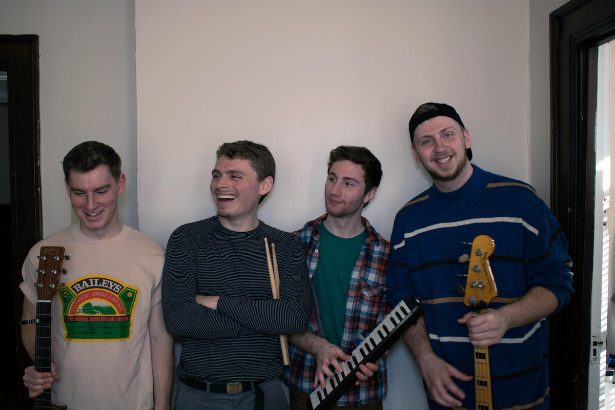 Opening up the <a href="/PortsPetroleum/">Ports Petroleum</a>  Stage is Cleveland's folk injected rock band  <a href="/suitcaserunaway/">suitcase runaway</a> at #Brite10. A must see! 🎸