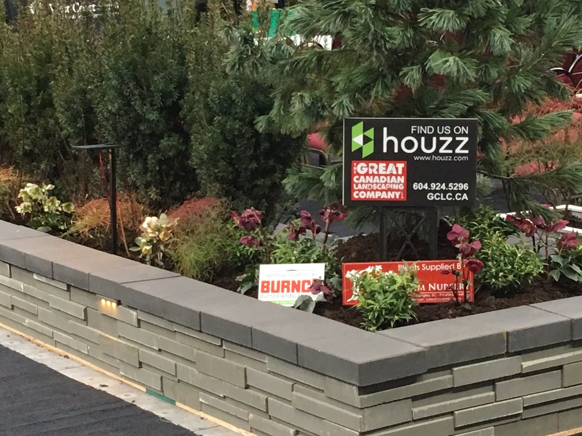 SiteOneCanada's tweet photo. And the team over at GREAT CANADIAN LANDSCAPING does it again. Who wouldn’t want to have this in their backyard?! Great job team!
.
.
.
#greatcanadianlandscaping #nailedit #bchomeshow #featuregarden3 #backyardgoals #letslandscape #proudsuppliers #BURNCOLandscape #onestopshop https://t.co/RsRmNnLSt6
