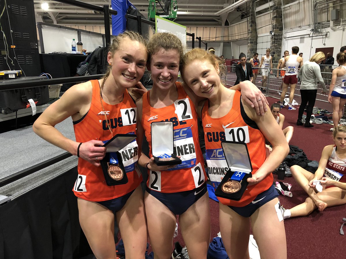 4th 5th and 6th in the 3k!! Way to run <a href="/CuseXCTF/">Syracuse XC/Track</a> <a href="/PaigeStoner11/">Paige Wood</a> <a href="/LauraDi04000548/">Laura Dickinson</a> and Rachel Bonner!!  <a href="/Cuse/">Syracuse Athletics</a>