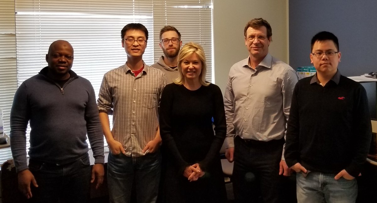 SkyForest_FRMG's tweet photo. Thank you @BonnieCrombie for visiting our Mississauga office in Port Credit, to learn about SkyForest. Who knew there was a #forestry and 
#EarthObservation company in your city? https://t.co/mCP9qQMhuF