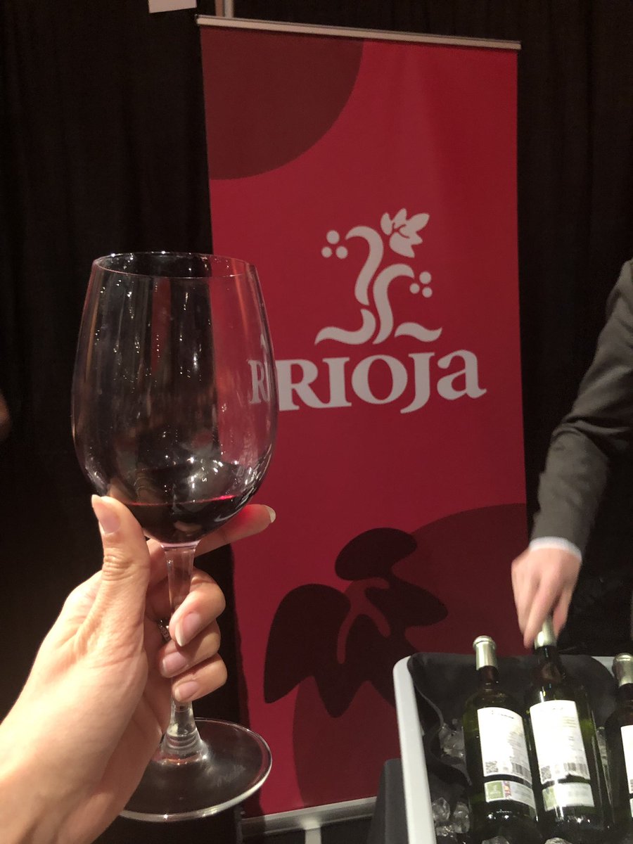 HungryCoupleYYC tweet media