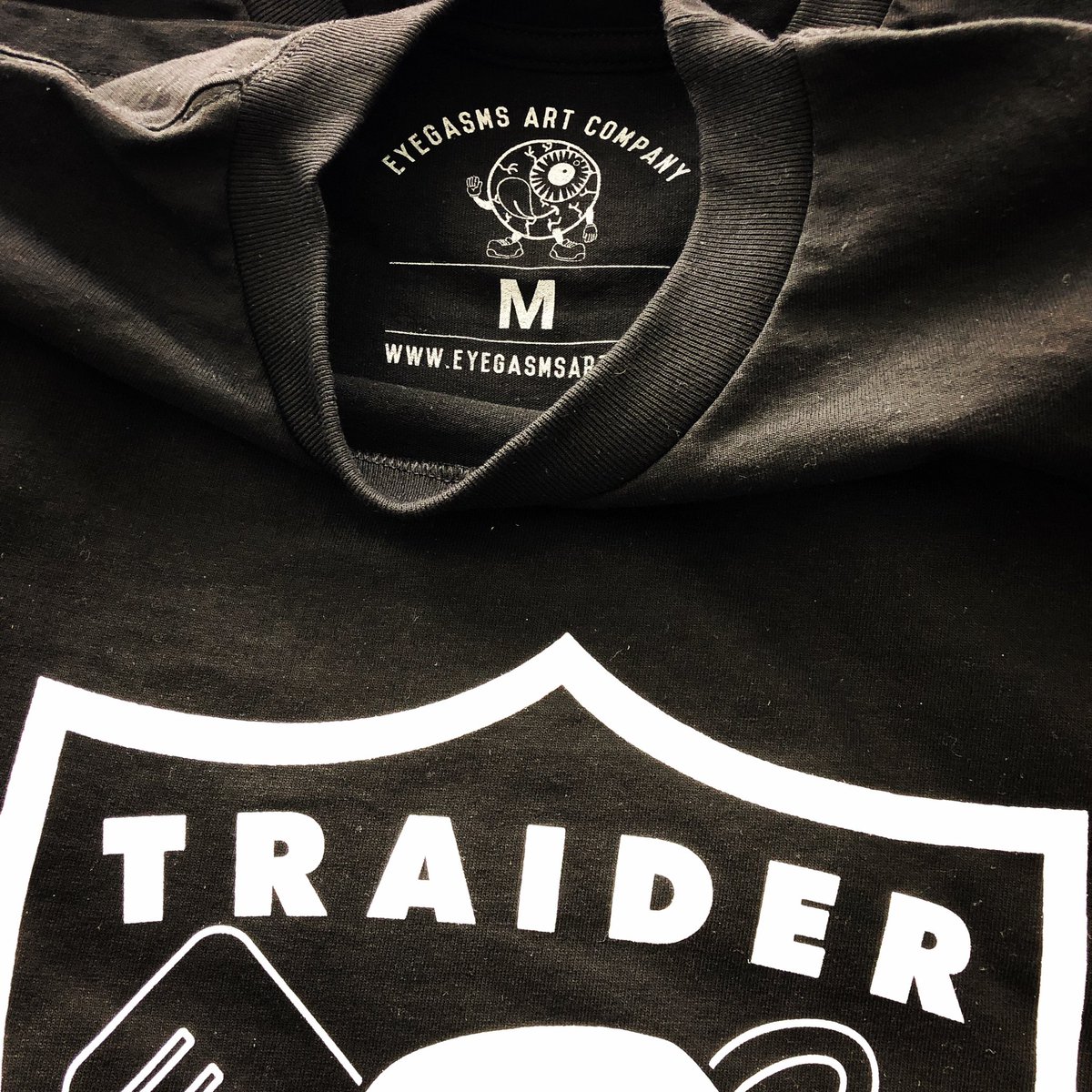 eyegasmsart's tweet photo. Updates coming to the site today. Specifically restocks of #traider tees. Just wanted to make sure we finally got the branding right. 👌
https://t.co/mOgubd1i9v
#oakland #la #la2thebay #lasvegas #raiders #raidernation #rn4l #markdavis #bowlcut #khalilmack #amaricooper #cal https://t.co/uNWhcOEjTa