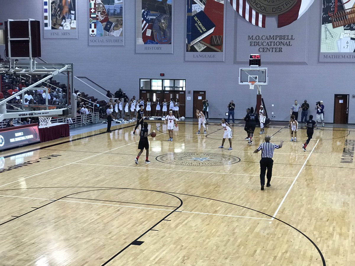 combs281's tweet image. Let’s go Lady Mavs! @ManvelHS