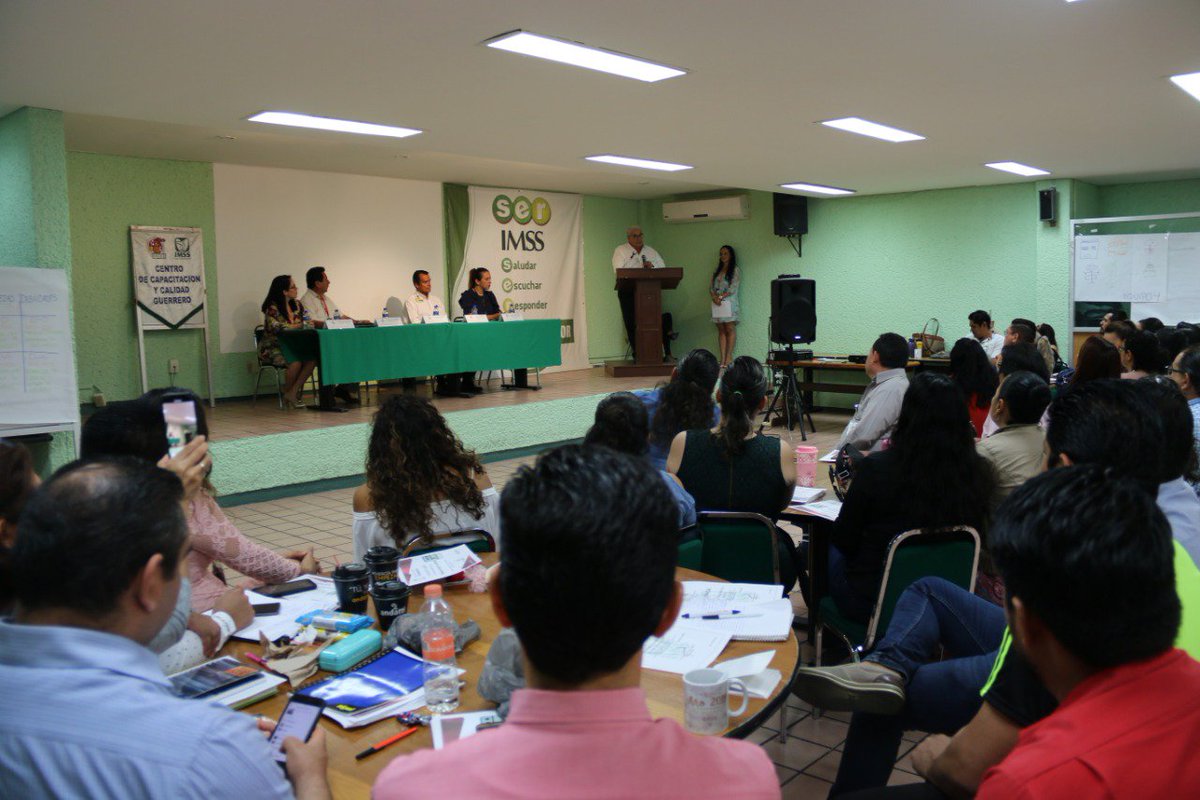 IMSSGro's tweet photo. Con el objetivo de fortalecer acciones para mejorar la atención a miles de derechohabientes, del IMSS en Guerrero, se impartió el Subprograma de Desarrollo Gerencial a trabajadores de distintas unidades médicas y administrativas de la entidad.
#ContigoSomosIMSS https://t.co/GRMwGmf33N