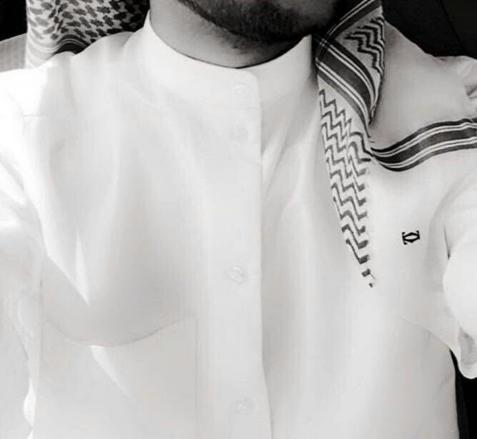 ‌⠀⠀⠀⠀⠀ 

           يا كبره بقلبــي
 ويــا كثره في بالـي كن ما الله خـلق 
       في دنيتــي غيــره . 
 
♥️🎻