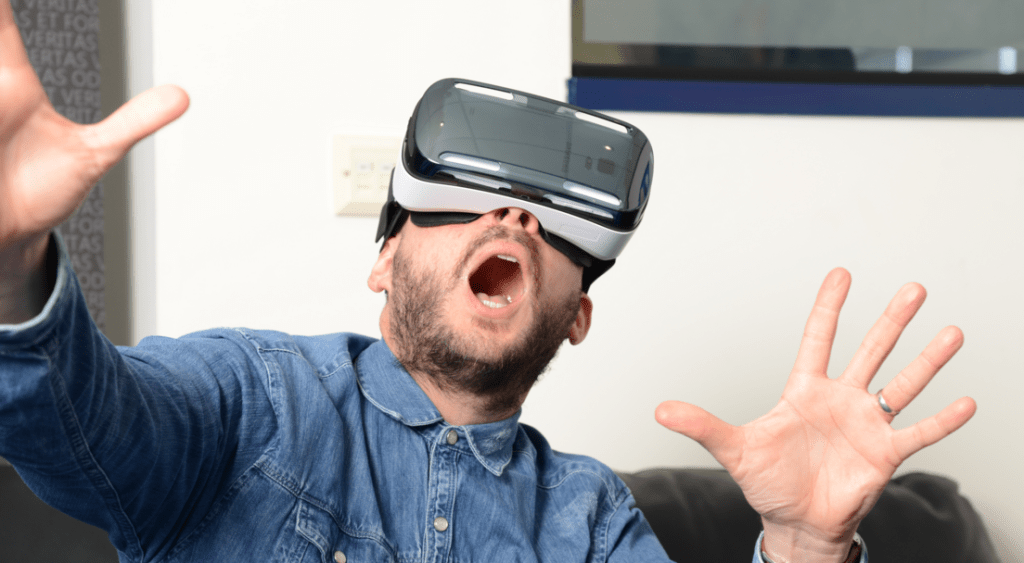 noogasystems's tweet photo. Guy Plays VR for 168 Hours (Full Week) Straight for Science https://t.co/5n9UApmlmm https://t.co/UHJxkz9kzX