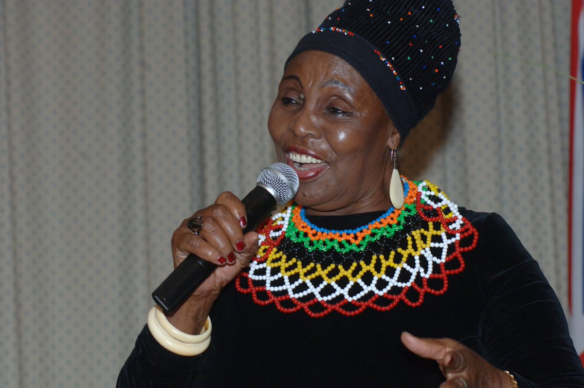 OnlyAfricaFacts's tweet photo. Rest in Peace to jazz legend Dorothy Masuka who passed on today aged 83.

Through her songs Mama addressed racial discrimination, was exiled—even sang for slain DR Congo's Prime Minister, Patrice Lumumba. Her contribution to jazz, though understated, is immense  #RIPDorothyMasuka https://t.co/pM45uslEq3