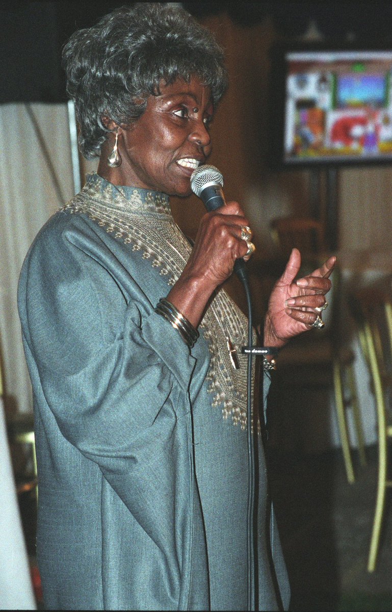 OnlyAfricaFacts's tweet photo. Rest in Peace to jazz legend Dorothy Masuka who passed on today aged 83.

Through her songs Mama addressed racial discrimination, was exiled—even sang for slain DR Congo's Prime Minister, Patrice Lumumba. Her contribution to jazz, though understated, is immense  #RIPDorothyMasuka https://t.co/pM45uslEq3