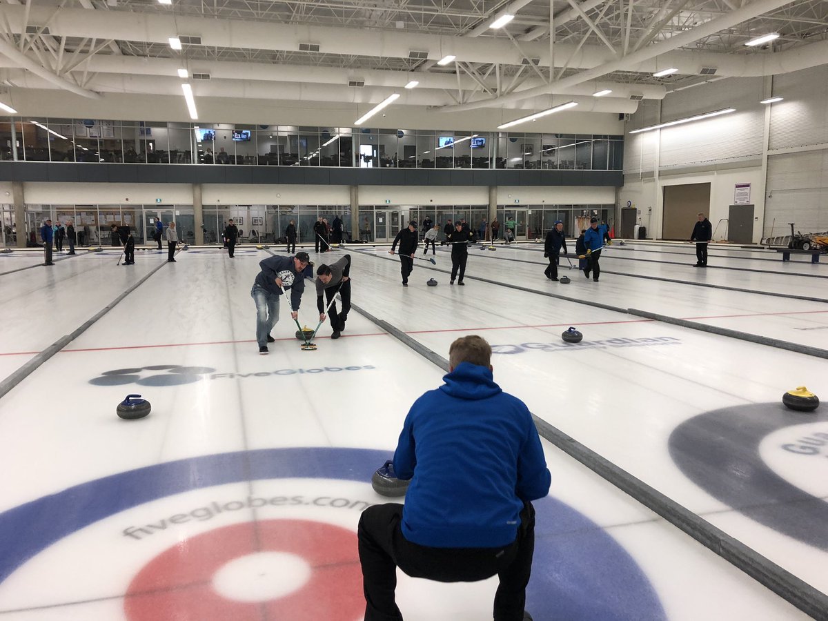 LethIndcurling's tweet photo. Happy #CurlingDayinCanada @LethCurlingClub Industrial is in full sweep on our second to last Saturday of the season.. ☹️ #curlingfamily #meatandliquor https://t.co/17OeeZM9dX