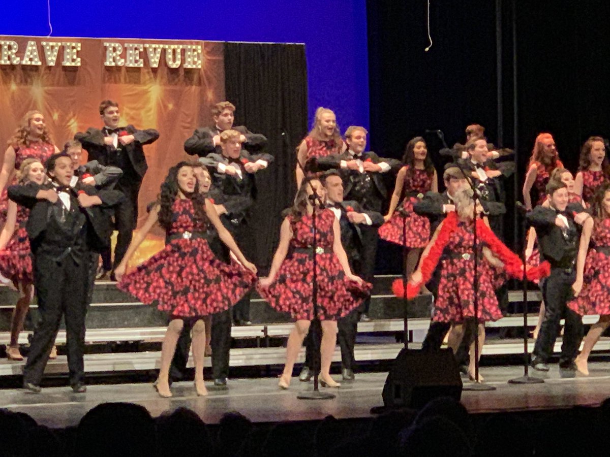 keynoteclassic's tweet image. Now this is talent! #ShowChoirShowdown