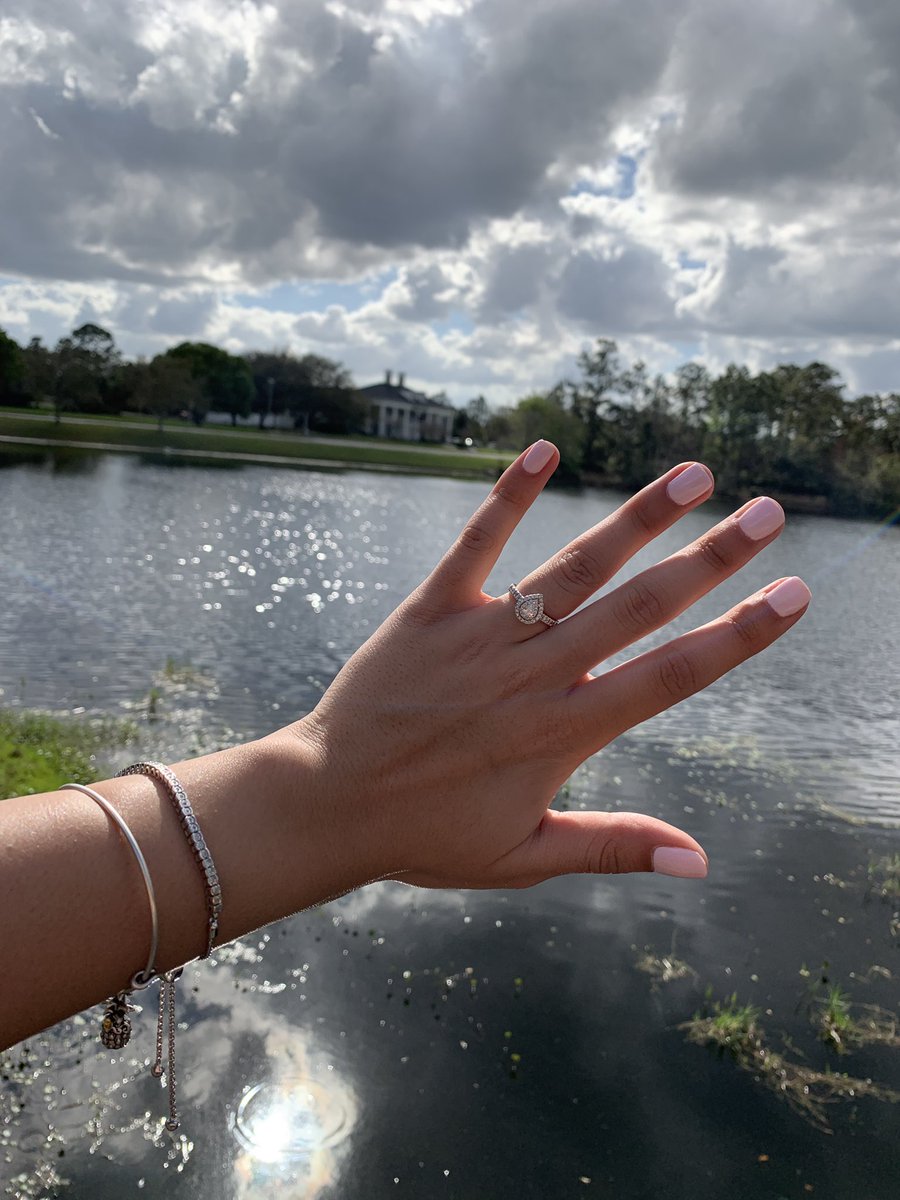 samanthaszn's tweet photo. engaged to my bestfriend 💍 https://t.co/3JUfdmn4ff
