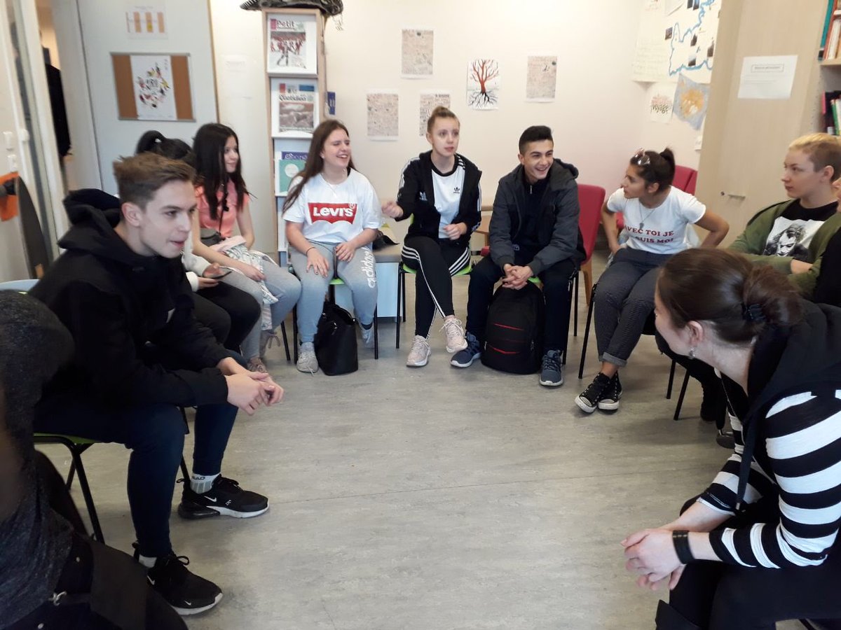 MJCMONTCHAT's tweet photo. La MJC Montchat à fond européenne avec l’accueil d’Hanna, notre nouvelle Service Volontaire Européen de Hongrie pour 8 mois et l’accueil d’un groupe de jeunes allemands de Leipzig dans le cadre d’un
échange européen ERASMUS+ #CitoyenneteEuropeenne https://t.co/s3BSvSRWri