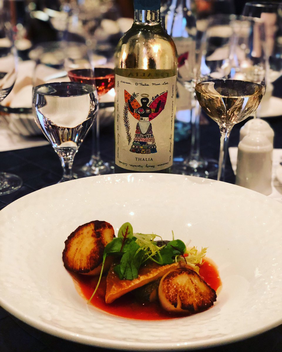 Thalia Wine tweet media