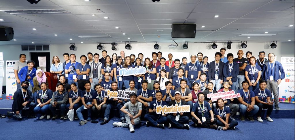 cellofoodiegeek's tweet photo. Humbled and proud to work with this amazing community <3 Volunteers from CDO, Cebu, Baguio and other parts of the country worked together to pull off a great regional conference. 

#PyConAPAC2019volunteers #ContinuousImprovement #pythonph #pythonisforever https://t.co/EvLQiJhvC2