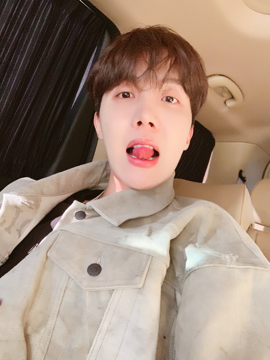 BTS_twt tweet picture