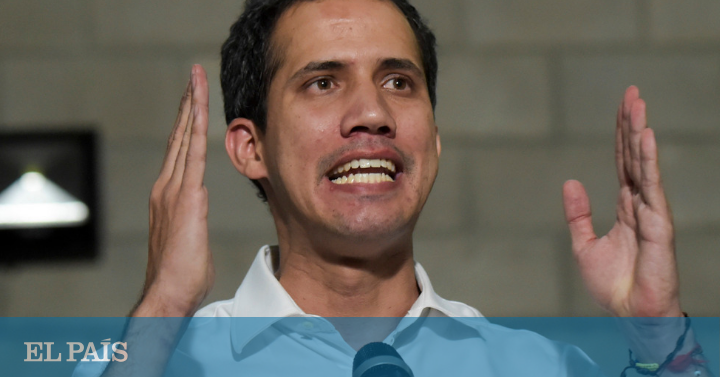 el_pais's tweet photo. El lunes, Guaidó se reunirá en Bogotá con el Grupo de Lima, donde se encontrará con el vicepresidente de EE UU, Mike Pence. La Administración Trump ya ha anunciado que "tomará medidas" contra el chavismo, sin especificar en qué consistirán https://t.co/k3GxLpAO1w  Foto: @AFP https://t.co/SX1kukGhtg