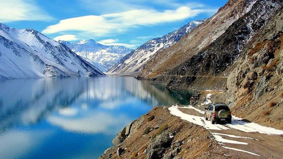 TurismoEnChile's tweet photo. 🌳 El Cajón del Maipo, es sinónimo de aventura y deportes, el pulmón verde de Santiago es un respiro para la convulsionada vida urbana 🌳
#TurismoEnChile 🇨🇱 https://t.co/mXzJaXpBRC