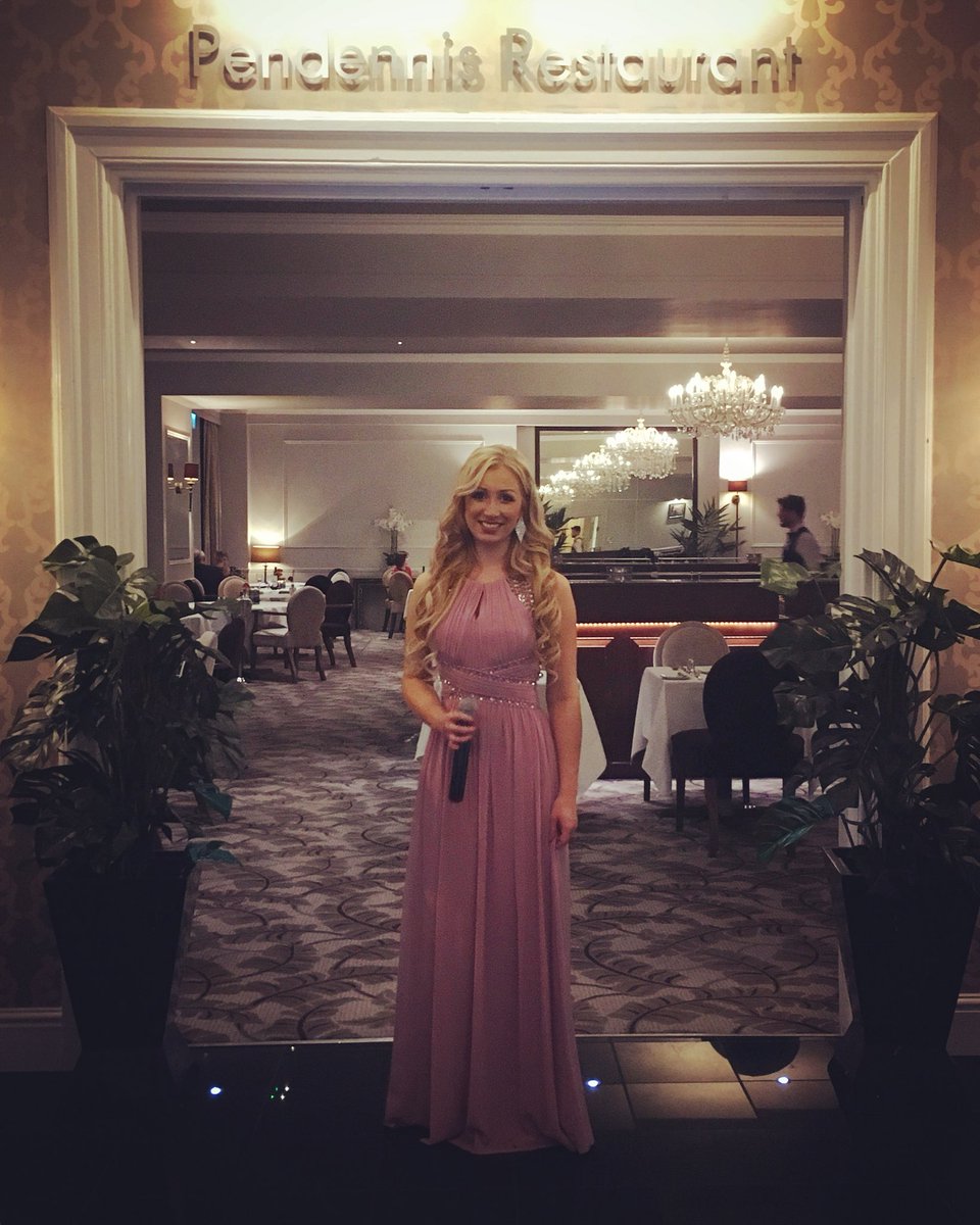 TamsinBall's tweet photo. Special Occasions &amp; Celebrations in The Pendennis Restaurant tonight!..A busy one performing back here🤩💖🎤.. #wonderfulbunch #postgigcalm #dining #hotels #brends #music #live #singer #classicalcrossover🎶 @BrendRoyalDuchy https://t.co/16Szu6Vt7Q