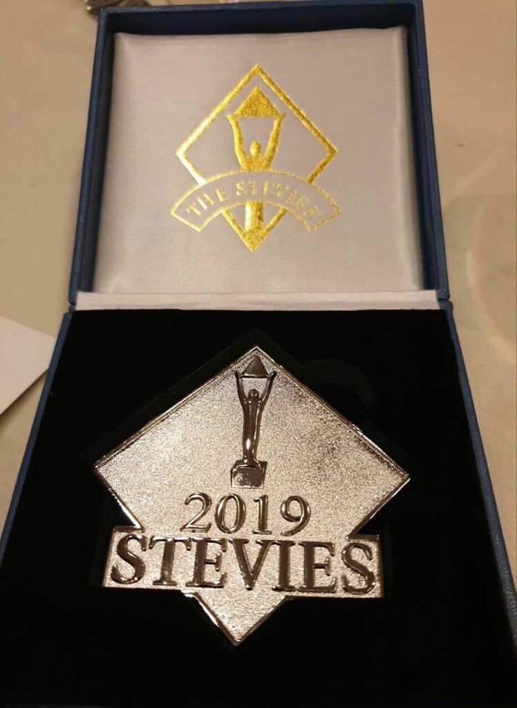 Bronog44X's tweet image. #stevieawards #winner #salesupport #ibm