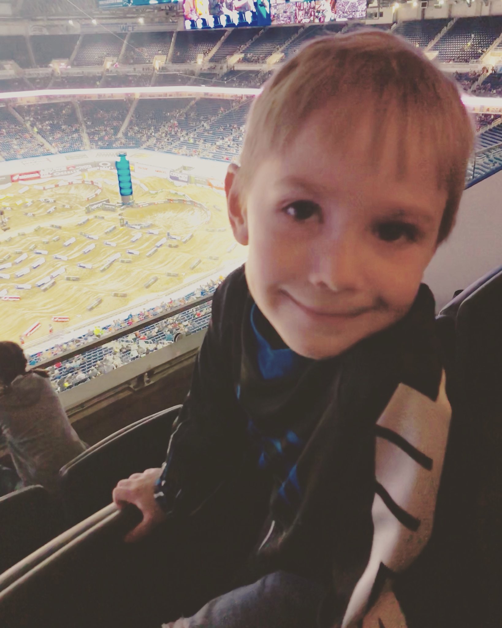 laura-lauralaurasue-twitter