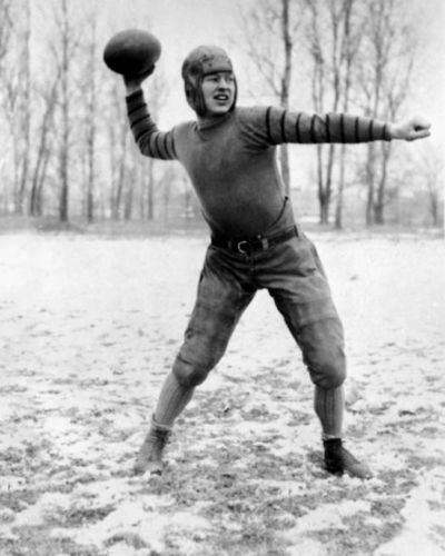 In This Article, I Will Introduce You To Some Interesting Green Bay Packers Facts That You Might Not Know. The Packers Are A Legendary Football Team!
#GreenBayPackers
footballcrockpots.com/green-bay-pack…