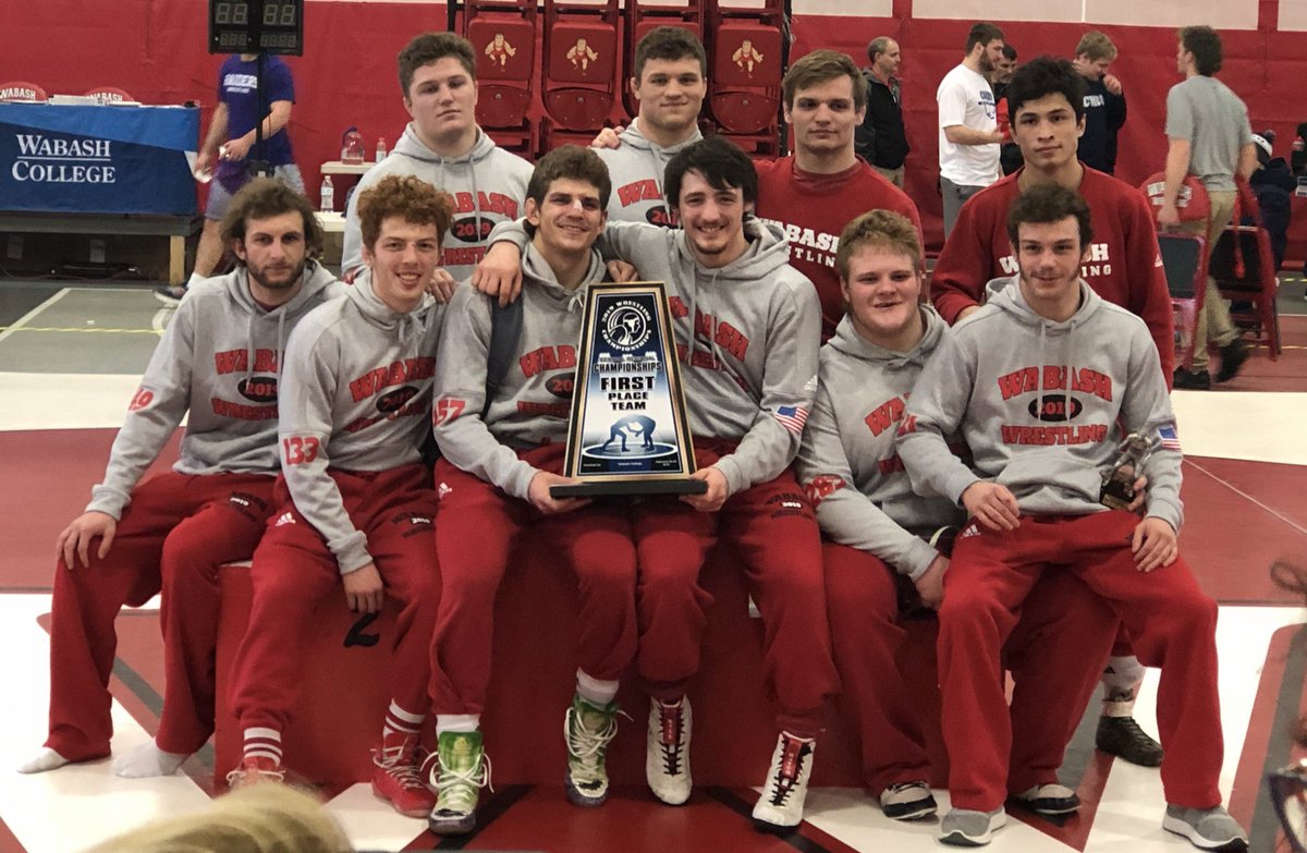 IndianaEx_Dir's tweet photo. Very proud of this group of young men. Fought hard all weekend and found a way to win. #BashWrestling https://t.co/reebFfLum0