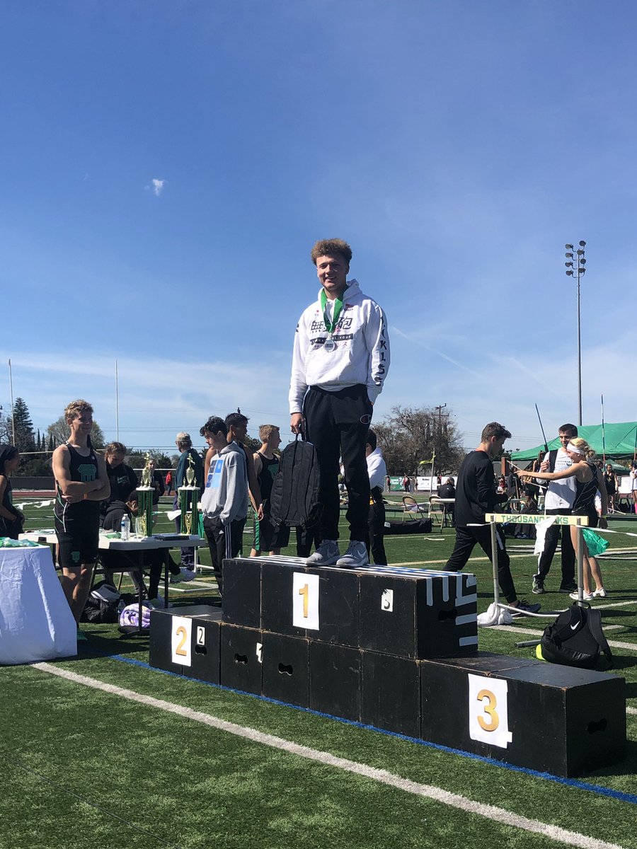 EAthletix's tweet image. Darien Langley (St. Joseph) Sophomore Won The 100/200m  Races At The Thousand Oaks Invitational. #ChampionMentality #TrustTheProcess #KnightFast💨 @DarienLangley @MilesplitCA