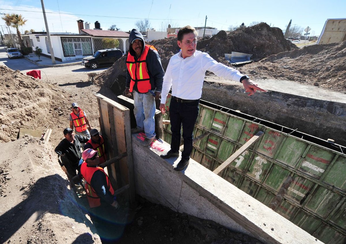 AispuroDurango's tweet photo. Supervisamos los trabajos que se realizan en la construcción del Blvd. de la Carretera 45 - Las Nieves en Ocampo. Con más obras y apoyos a los municipios #DurangoEsMejor. https://t.co/j4iu4gOYav