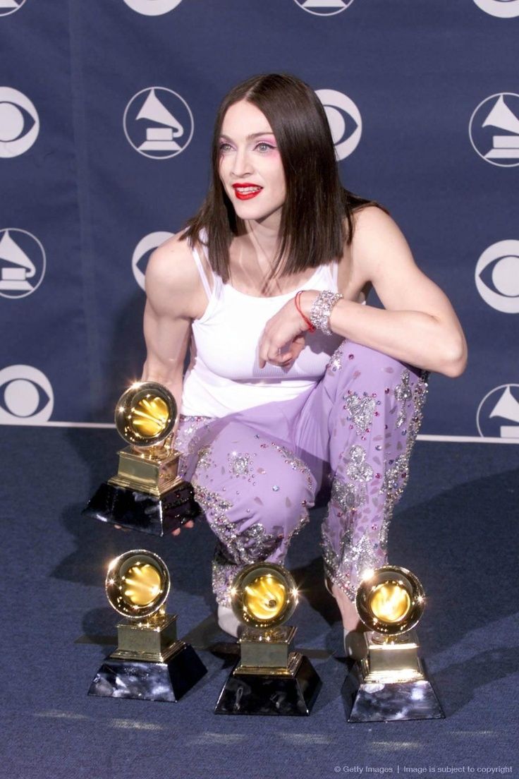 WeeChinWei's tweet photo. #madonnawon4grammys #madonnarules #madonnarocks #happy20thanniversary #rayoflightalbum #bestpopalbum #bestdancerecording #bestshortformmusicvideo #bestrecordingpackage #41stgrammys #topsellingfemalerecordingartistofalltime
#topgrossingtouringartistofalltime https://t.co/cr2rSTl3Hk