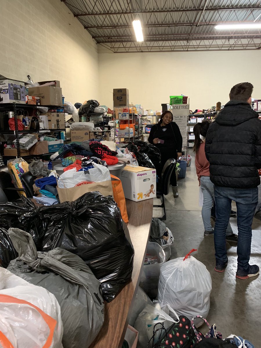 HBHSInteract's tweet photo. Thank you Bradley students and staff for all your donations to Star House to help homeless teens! https://t.co/ghFcCJyrr0