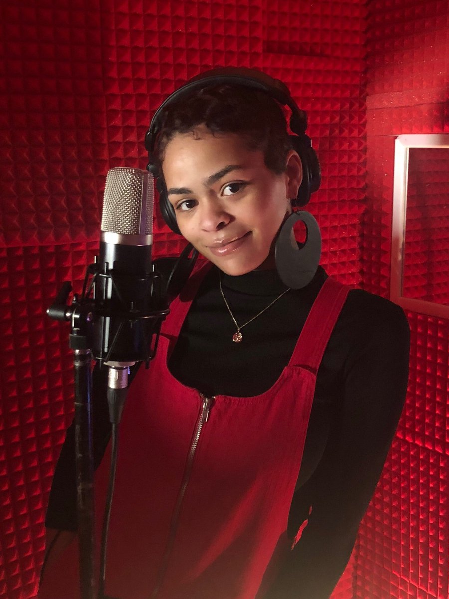 ProjectElevated's tweet image. Breasia Denee. 22. Artist/Motivational speaker. Her purpose is to heal others &amp;amp; elevate through words &amp;amp; music. @brevsivdenee on all platforms. Go listen to Whipped Cream Cover- youtu.be/sXT4xASvfvE #SupportKc Support your people RT &amp;amp; Like