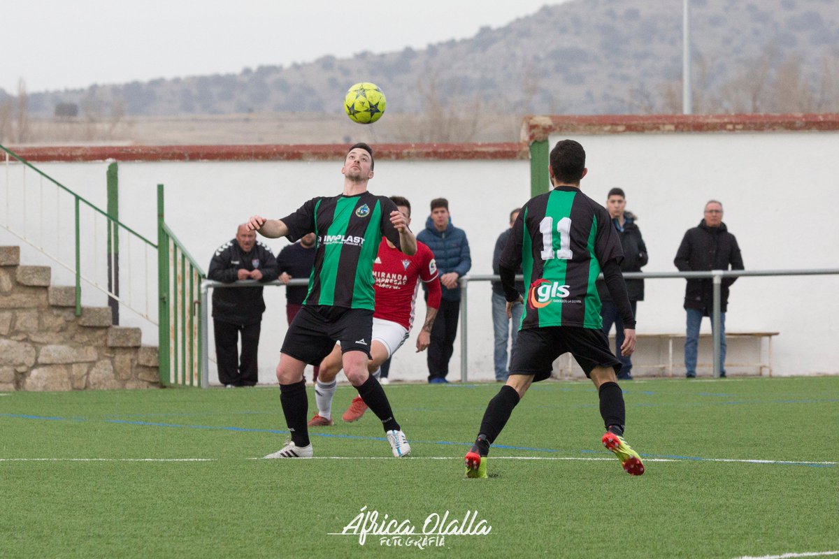 UDElEspiSanra's tweet photo. Orgullo de equipo ¡Perfecto chicos! 💚🖤💚🖤💚🖤💚 #123UNIÓN #SIEMPREUNIÓN https://t.co/owt5YUZcT5
