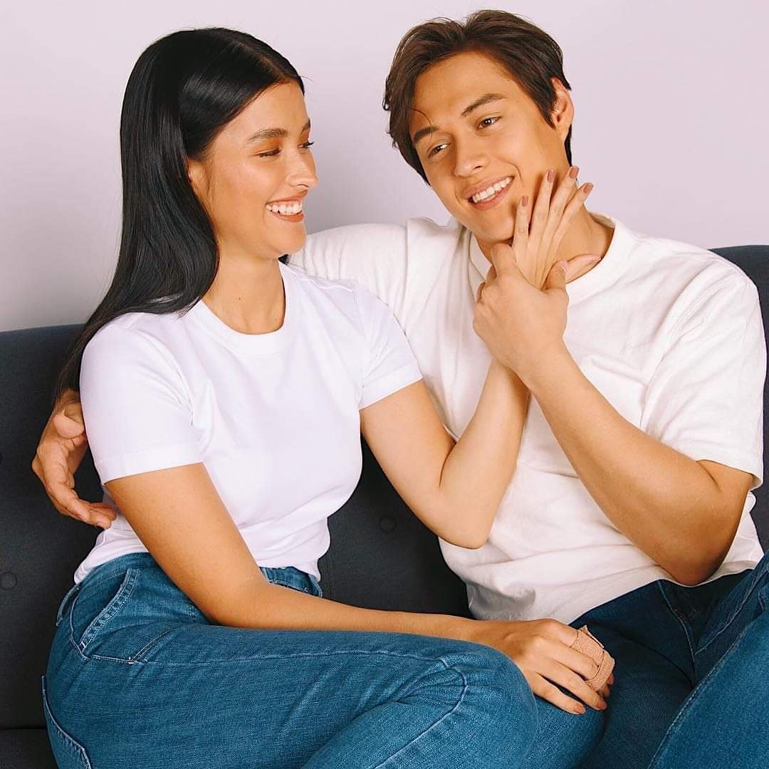 LQ_Intl_Squad's tweet photo. Alone/Together in Europe
#AloneTogetherLongWeekend

No hesitation. Sureball na ang greetings namen!! Happy 52nd monthsary, Love &amp; Babe! ❤ @lizasoberano @itsenriquegil

[May forever sila since Oct-24-2014] https://t.co/TsEdA5CH4e
