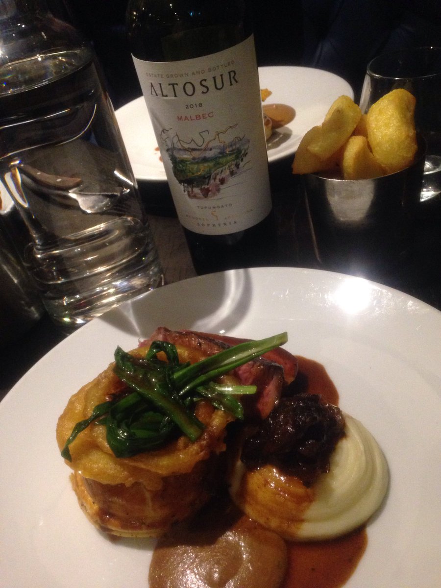 Just warming it up for you ⁦<a href="/McLornan/">James</a>⁩  - another incredible meal - enjoy your lunch tomorrow