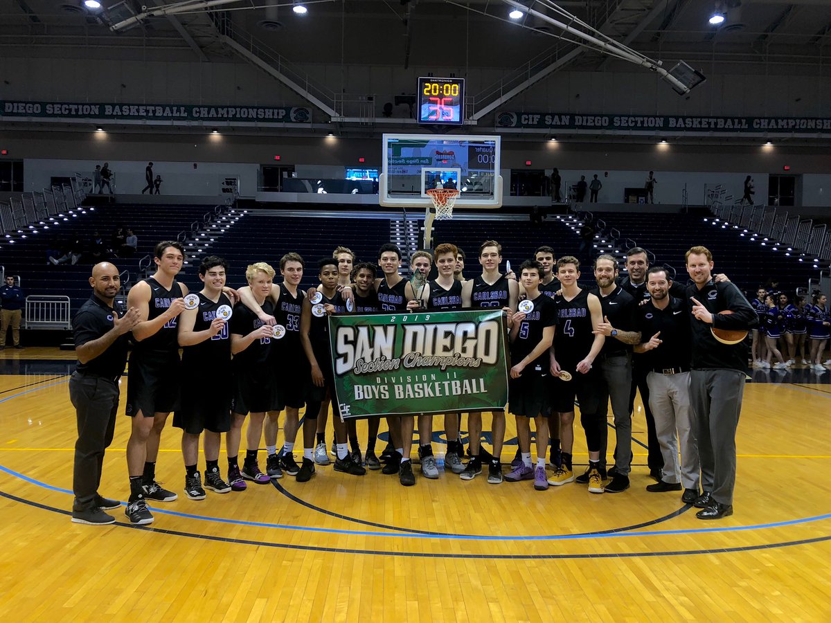 CbadHoops's tweet photo. WHAT 👏🏻 A 👏🏻 DAY!!

FINAL: @CbadHoops 72 @RbvHoops  54

The Lancers are CIF Division II Champs! #LancerPride https://t.co/reeerlrcva