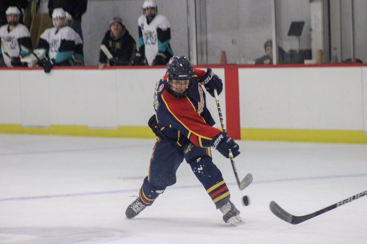 AArrows18U's tweet photo. Arrows defeat the Quakers this afternoon 6-2 with goals by Miller, Leslie, Orban(2), Fagan and Killmeyer https://t.co/hgCq41eZ1z