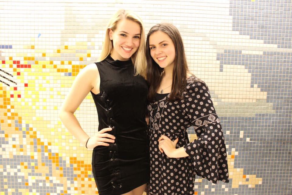 NJDFLProbs's tweet photo. It’s me @torithemozitis :) it’s been me for 2 years :) you could probs tell because all I did was have conversations with myself to make it less obvious, but it only made it more obvious :) she’s been passed down and is in good hands! thank you NJDFL for an amazing 4 years 💗 https://t.co/0vm0D1rzUr