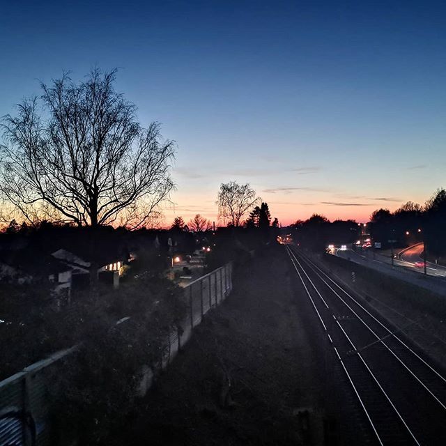 suburbs, train tracks and autobahn 
#sonnenuntergang #dämmerung #sunset #dusk
#bremen #bremenistschön #sky #skyporn ift.tt/2E79Bz3