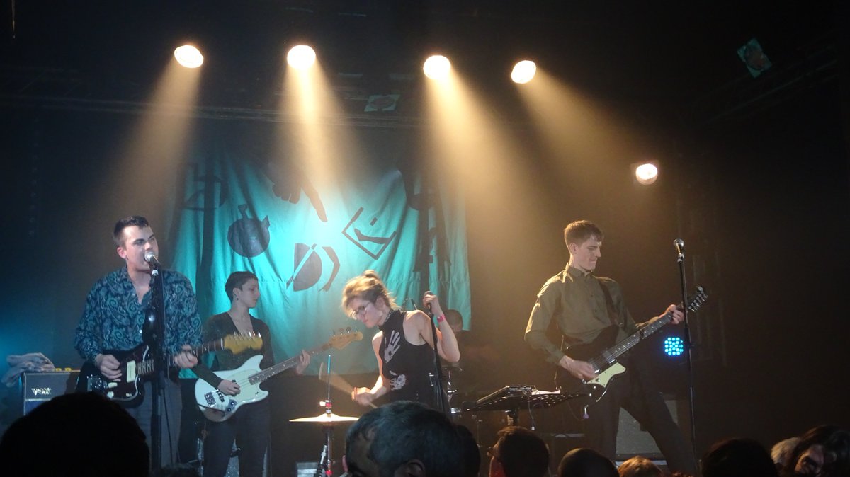 _Orson_'s tweet photo. Ce soir, @ENTERBODEGA nous a offert un set impeccable et sec pour leur tout premier concert parisien au @PointEphemere. #Bodega #BodegaBand Quelques vidéos du show par ici : https://t.co/LFKGz5M6xR https://t.co/KZ2uqN6Rwa