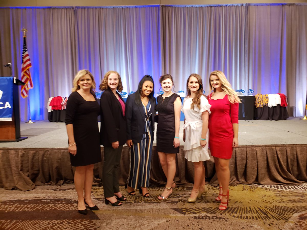 alwelch23's tweet photo. So in proud of the @SenecaSHSCats and @WalhallaHS students representing @HCCsdoc at the 2019 SC DECA Career Development Conference in Charleston this weekend. #ReadyForIt #scdeca #Orlandobound https://t.co/zePlySyau7