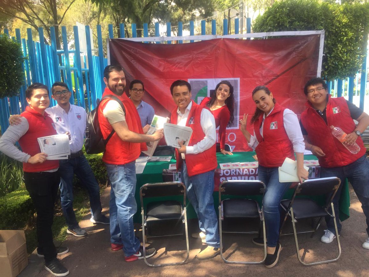 JesusCarrillo05's tweet photo. En la Moderna con más gestión y resultados, seguimos avanzando por un #NuevoBJ
#TeamEJR #UnidosXBJ https://t.co/8yOfgH06b7