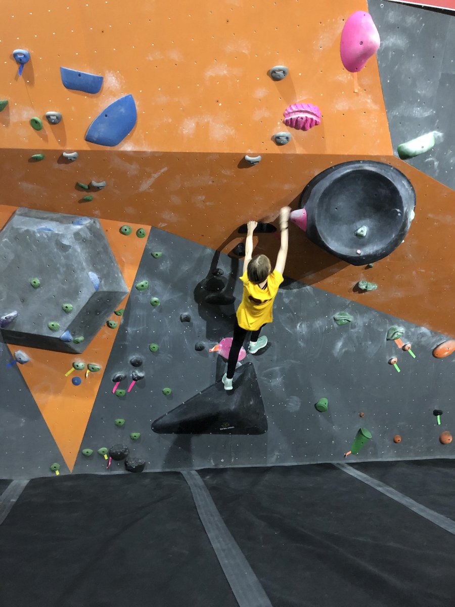 mommaofthree67's tweet photo. Cubs learn how to climb! Outdoor Skills Vertical 1, 2, & 3 badge achieved!! @scoutscanada @VoyageurScouts @AltitudeGym #scoutsdostuff #rockclimbing #verticalskillsbadge #scoutshelpeachother #23rdNepean #COUGARpack #BearPack https://t.co/gLNpQS52Zc