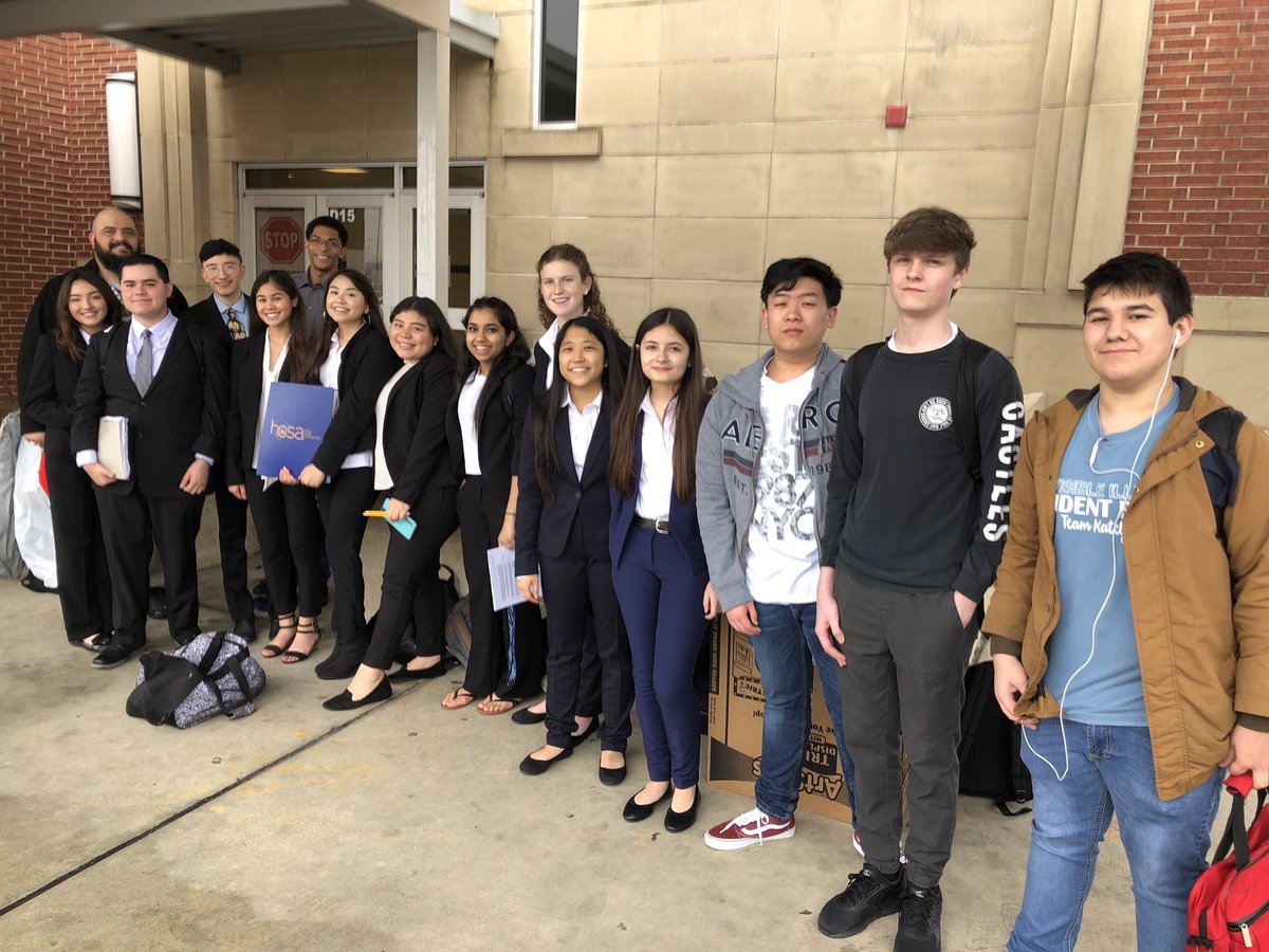 ManvelHOSA's tweet photo. And special congrats to:

Arthur and Lorinda for placing 4th
Rubin in 5th place
Felicity in 2nd place
Natalia, Chamile, and Shalini in 2nd place and Outstanding HOSA Chapter! 

GOOD JOB GUYS WE ARE SO PROUD!!! 💙💙 https://t.co/i1HESfy21S