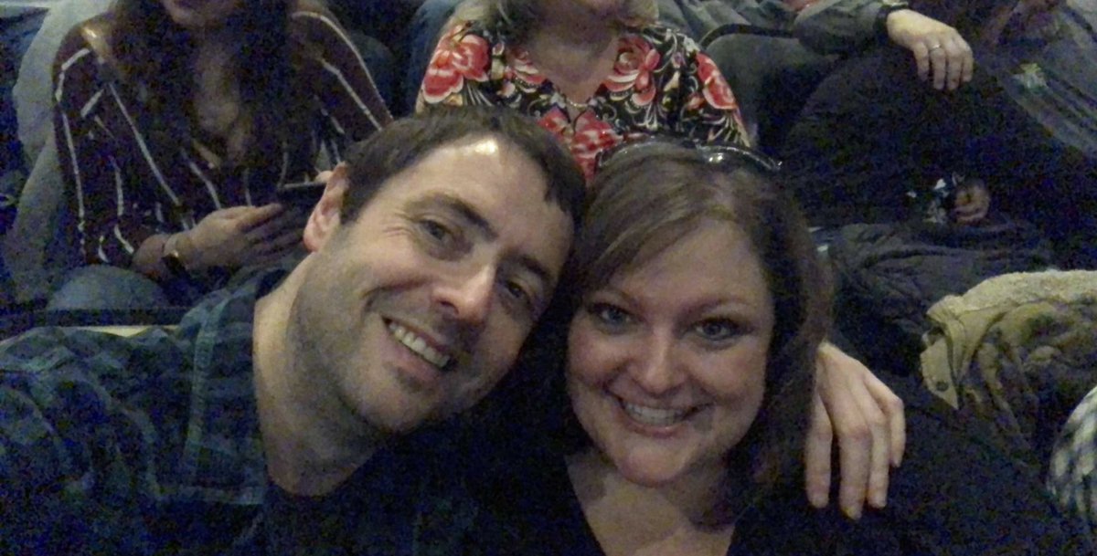 qtzar's tweet photo. Ready for Blake Shelton #bspittsburgh https://t.co/W2tA68nKuV