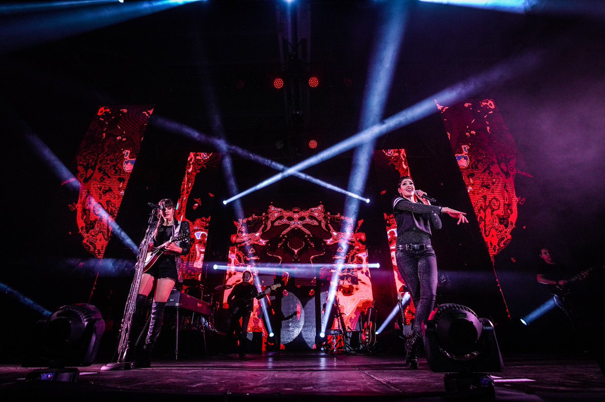 haashoficial's tweet photo. Gracias Tampico!! Definitivamente tenemos los mejores fans!!! Gracias por tanto amor 🥰🥰🙏🏻❤ #Gira100AñosContigo #SOLDOUT 💃🏻💃🏼 https://t.co/ujdni5xgnb