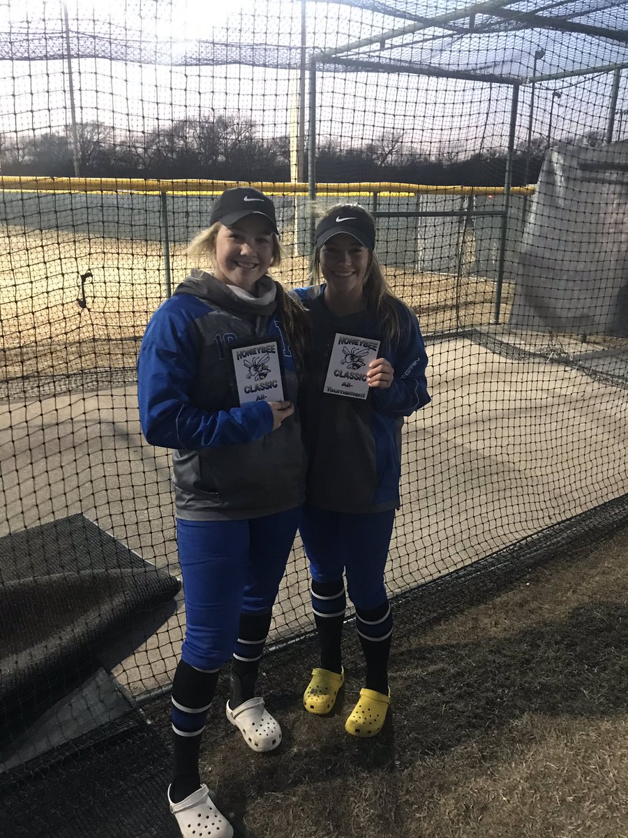 coach_penry's tweet photo. The girls played great this weekend. Lost in the gold semis. Proud of these girls and can’t wait to see what the rest of the season brings. Did have two make the all tournament team. #BFND #NOW @KrumCat https://t.co/O7mRYePBHO